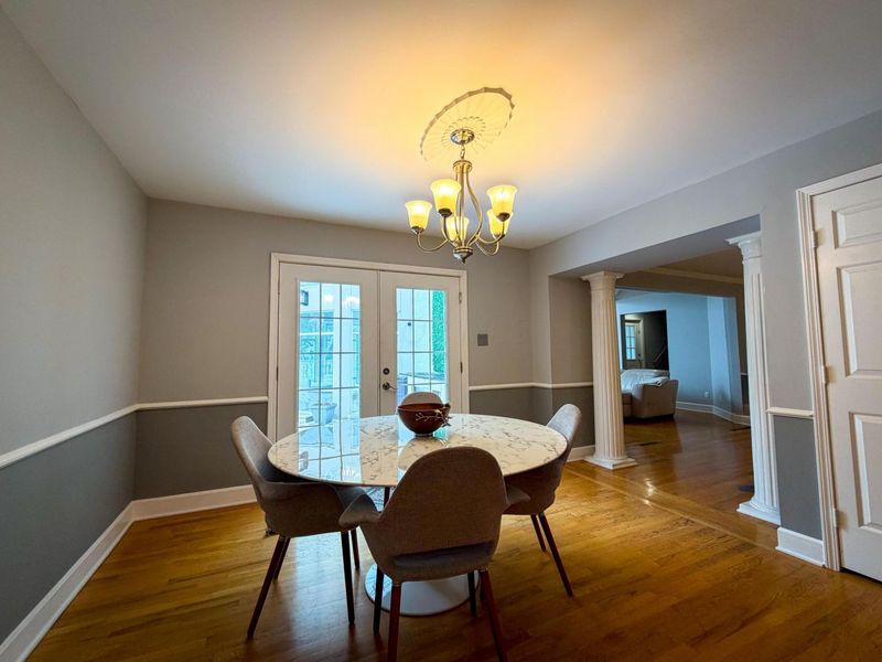 2433 Brookwood Road , Columbus, OH 43209 Photo 14