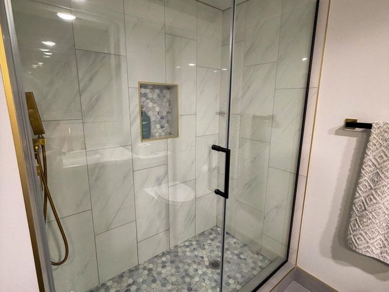 2433 Brookwood Road , Columbus, OH 43209 Photo 30