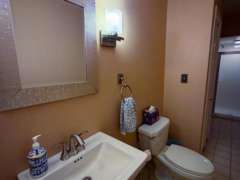 2433 Brookwood Road , Columbus, OH 43209 Photo 40