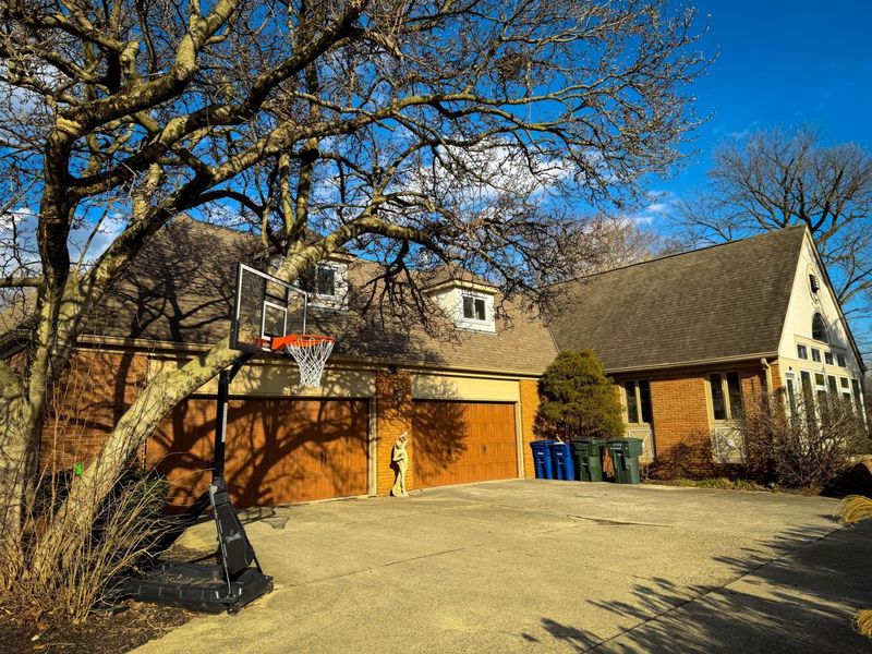 2433 Brookwood Road , Columbus, OH 43209 Photo 42