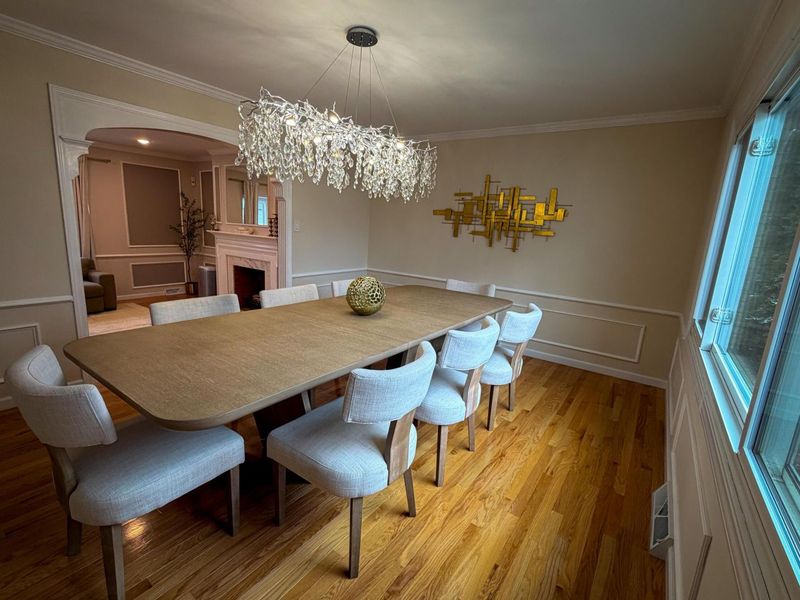 2433 Brookwood Road , Columbus, OH 43209 Photo 6