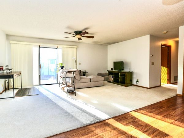 1515 E Melgaard Road, Aberdeen, SD 57401