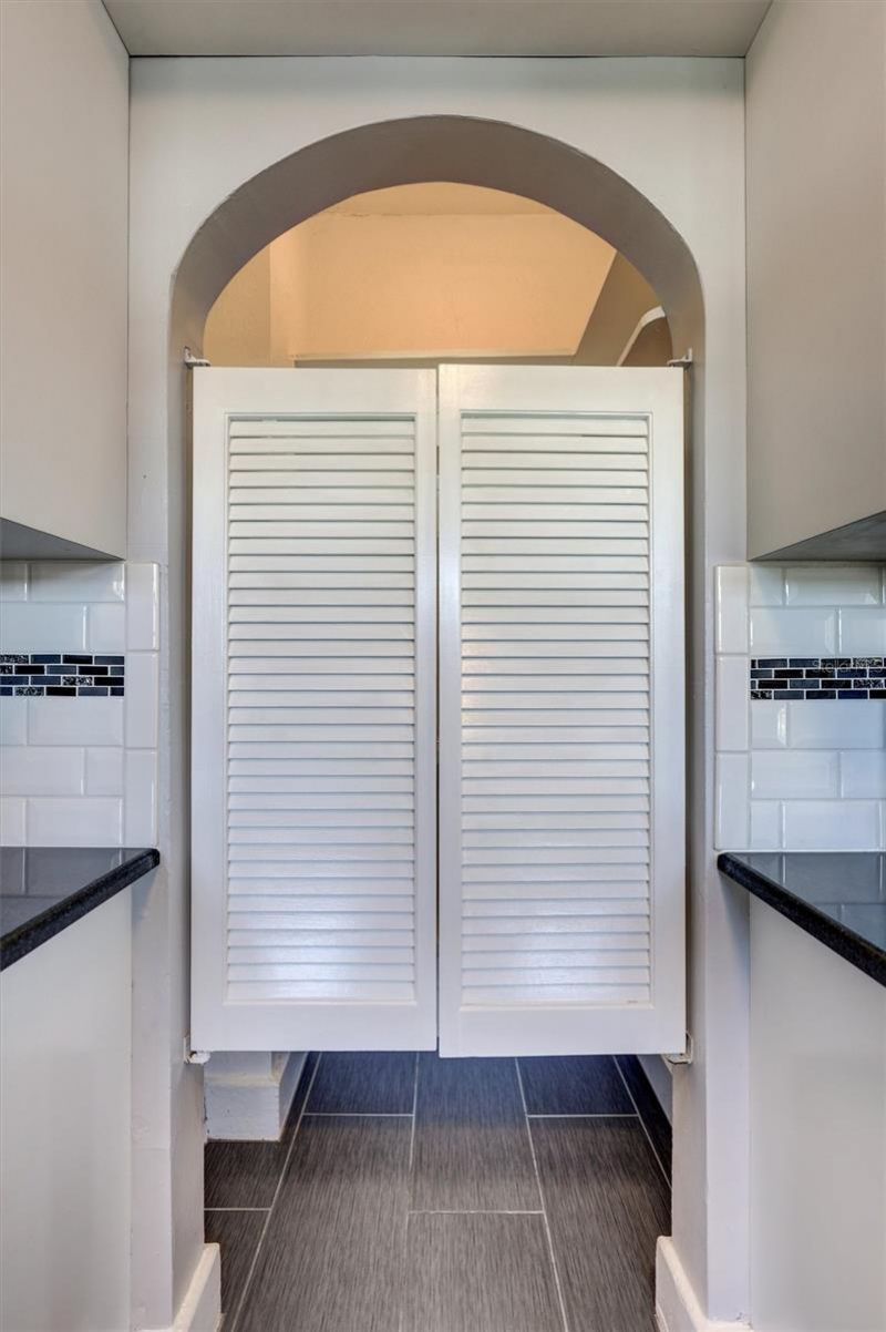 120 Park Street N, Saint Petersburg, FL 33710 Photo