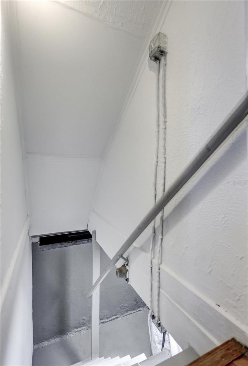 120 Park Street N, Saint Petersburg, FL 33710 Photo