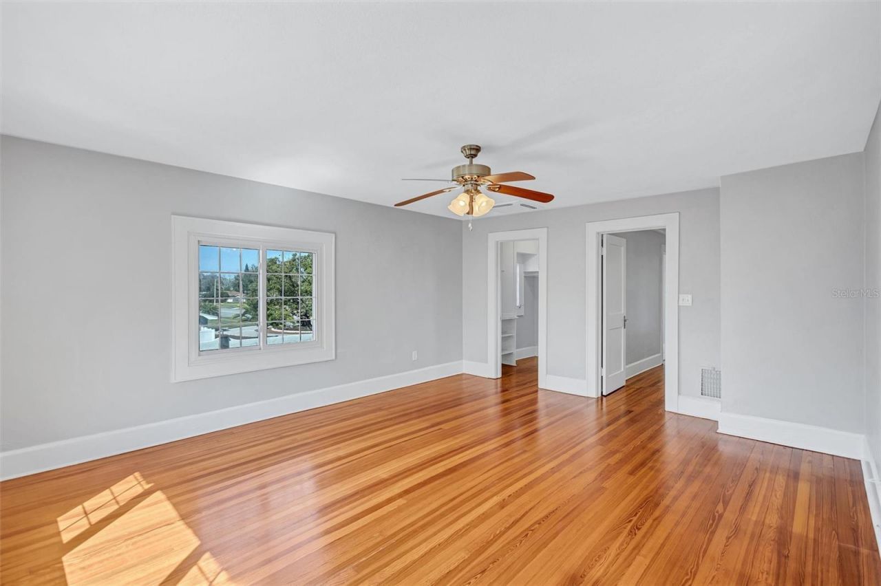 120 Park Street N, Saint Petersburg, FL 33710 Photo