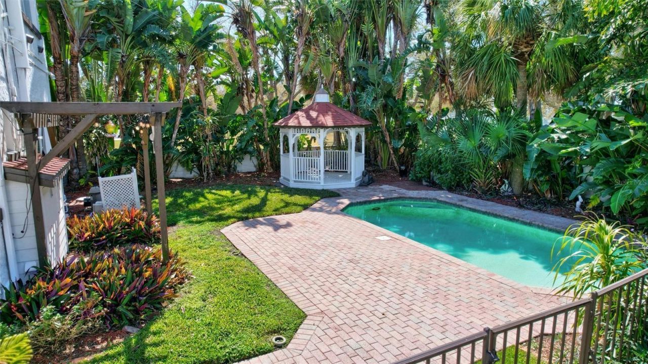 120 Park Street N, Saint Petersburg, FL 33710 Photo