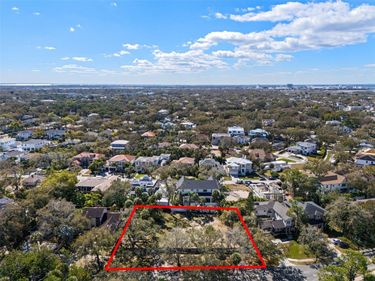 4628 W BAY TO BAY BOULEVARD , TAMPA, FL 33629