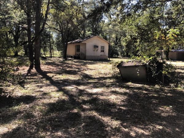 27 Shaver Avenue, Ponce De Leon, FL 32455