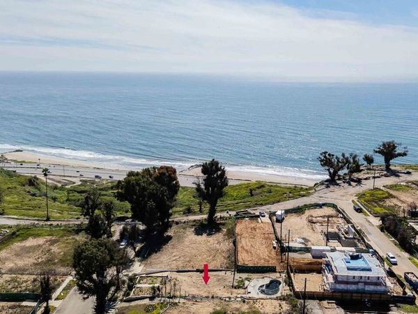 319 Via De La Paz, Pacific Palisades, CA 90272