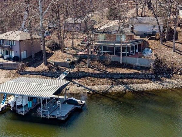 32445 Green Hills Road, Gravois Mills, MO 65037