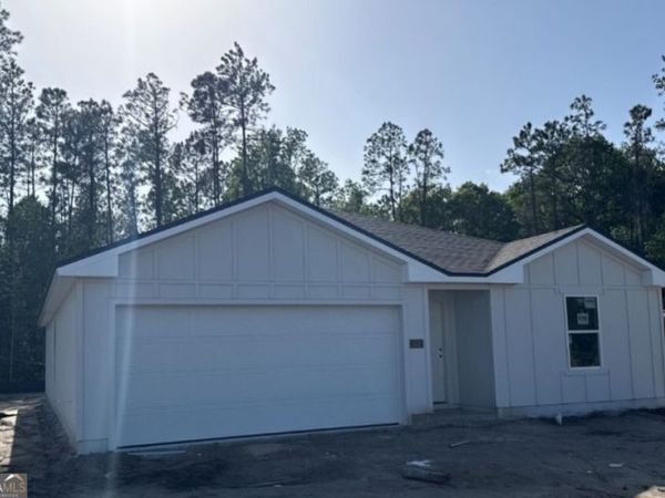 112 Willow Oak Court, Kingsland, GA 31548