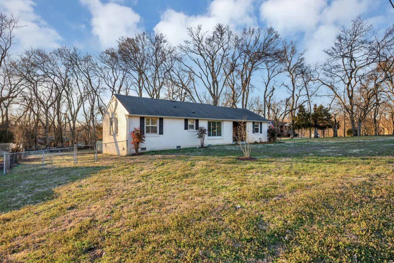 304 Michael Dr, Nashville, TN 37214 Main Photo