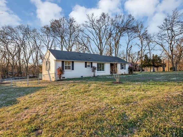 304 Michael Dr, Nashville, TN 37214