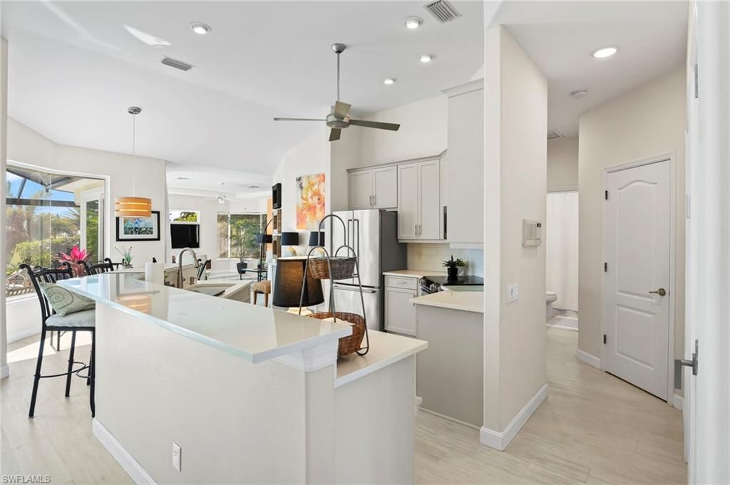 2724 SW 45th St, Cape Coral, FL 33914 Photo