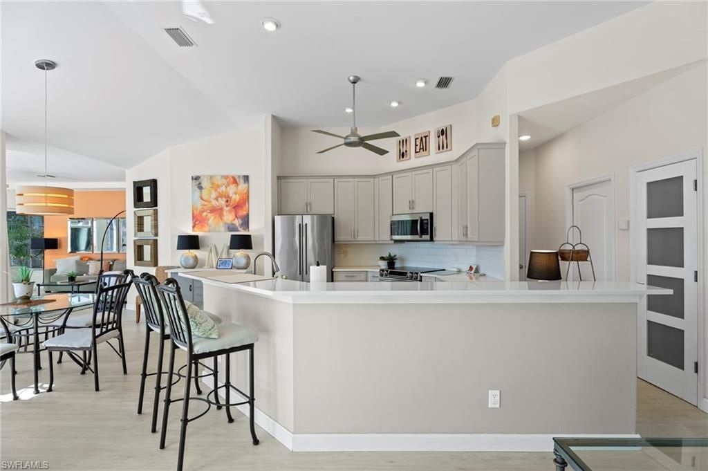 2724 SW 45th St, Cape Coral, FL 33914 Photo