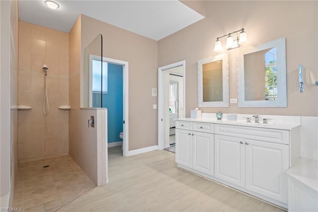 2724 SW 45th St , Cape Coral, FL 33914 Photo