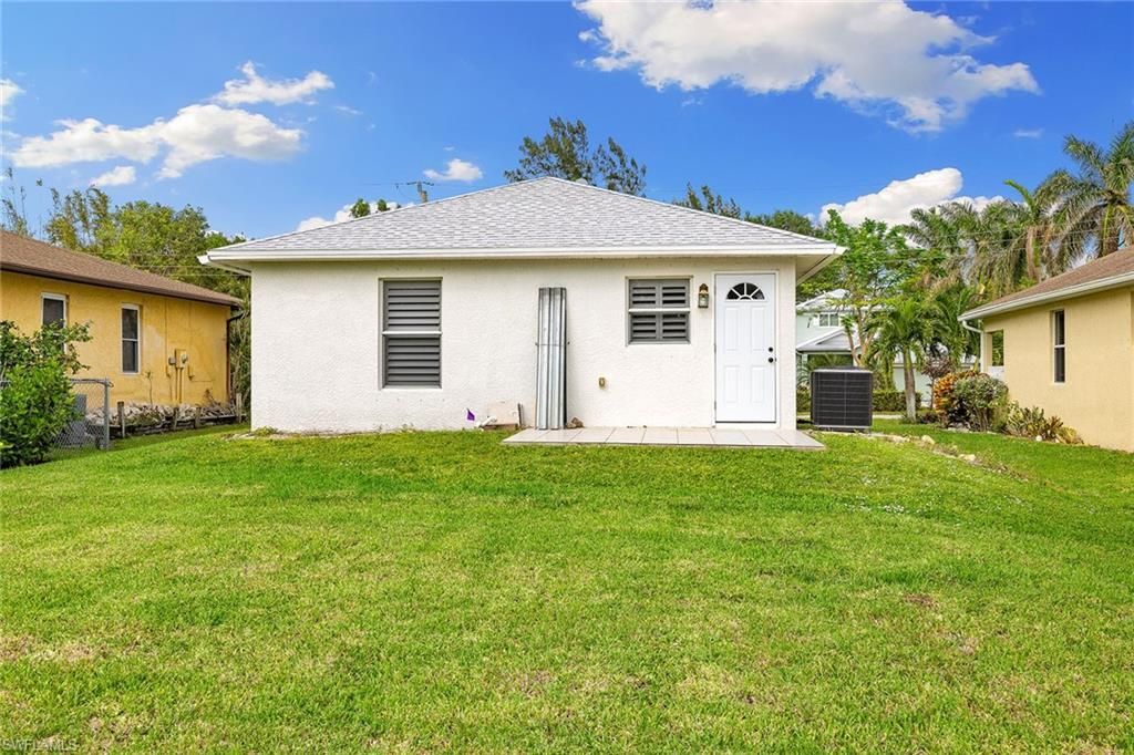 3250 Cottage Grove Ave, Naples, FL 34112 Photo