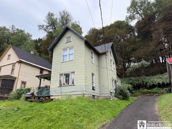 221 Steele Street , Jamestown, NY 14701