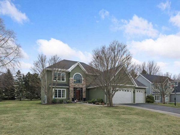 801 Interlaken, Victoria, MN 55386