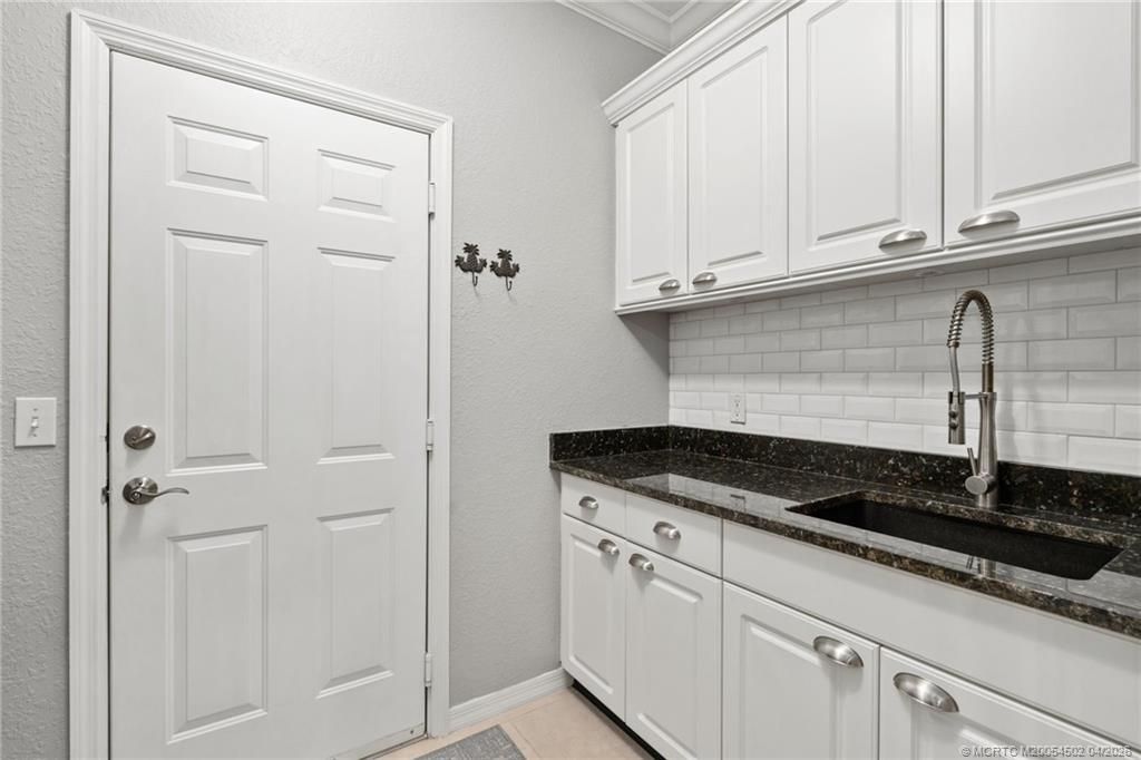 1781 S Dovetail Drive, Unit A2, Fort Pierce, FL 34982 Photo