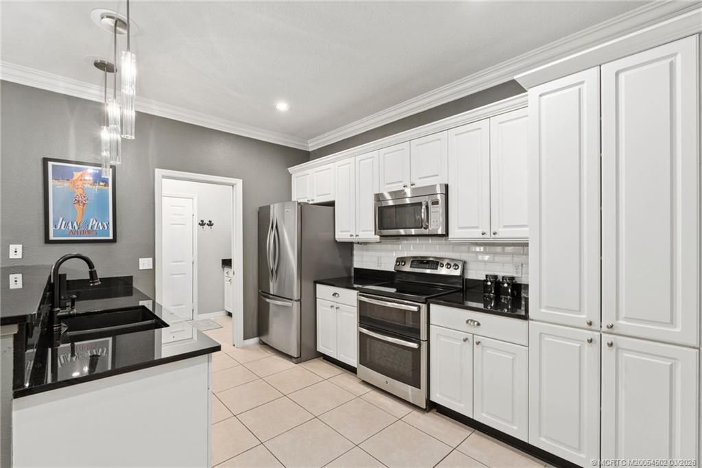 1781 S Dovetail Drive, Unit A2, Fort Pierce, FL 34982 Photo