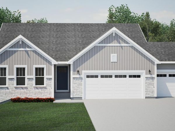 186 Sapphire Ln, Saukville, WI 53080