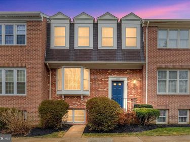 10147 OAKWOOD CHASE COURT, OAKTON, VA 22124