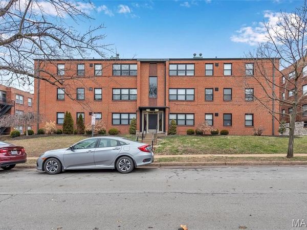 7553 Buckingham Drive , Clayton, MO 63105