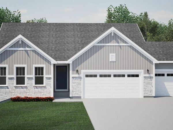 186 Sapphire LANE, Saukville, WI 53080