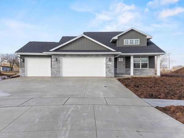 3105 TOAD ISLAND TRAIL, De Pere, WI 54115