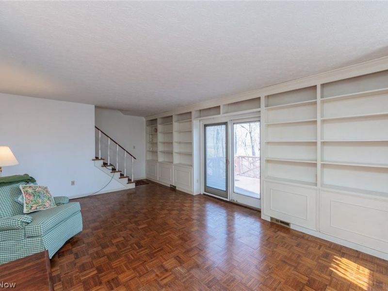 8747 Fox Rest Drive, Brecksville, OH 44141 Photo 10