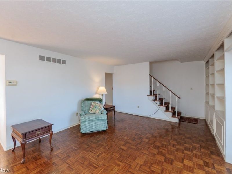 8747 Fox Rest Drive, Brecksville, OH 44141 Photo 11