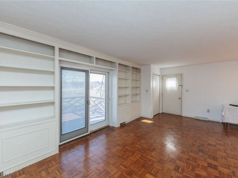 8747 Fox Rest Drive, Brecksville, OH 44141 Photo 12