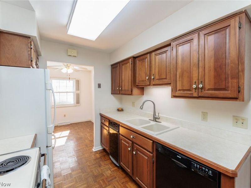 8747 Fox Rest Drive, Brecksville, OH 44141 Photo 22