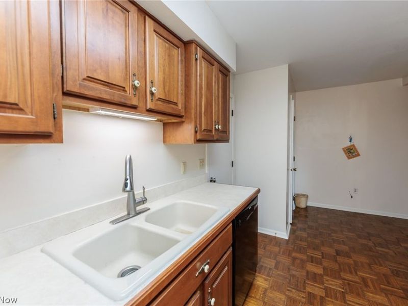 8747 Fox Rest Drive, Brecksville, OH 44141 Photo 23