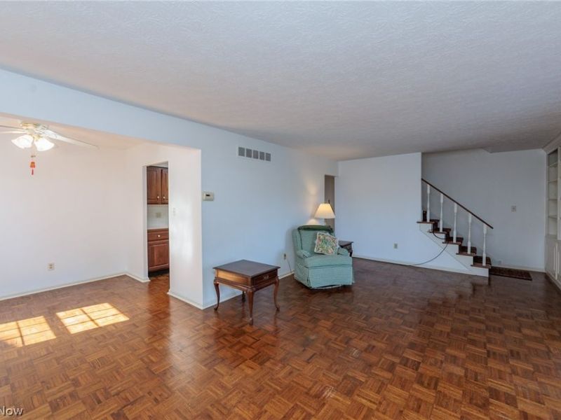 8747 Fox Rest Drive, Brecksville, OH 44141 Photo 9