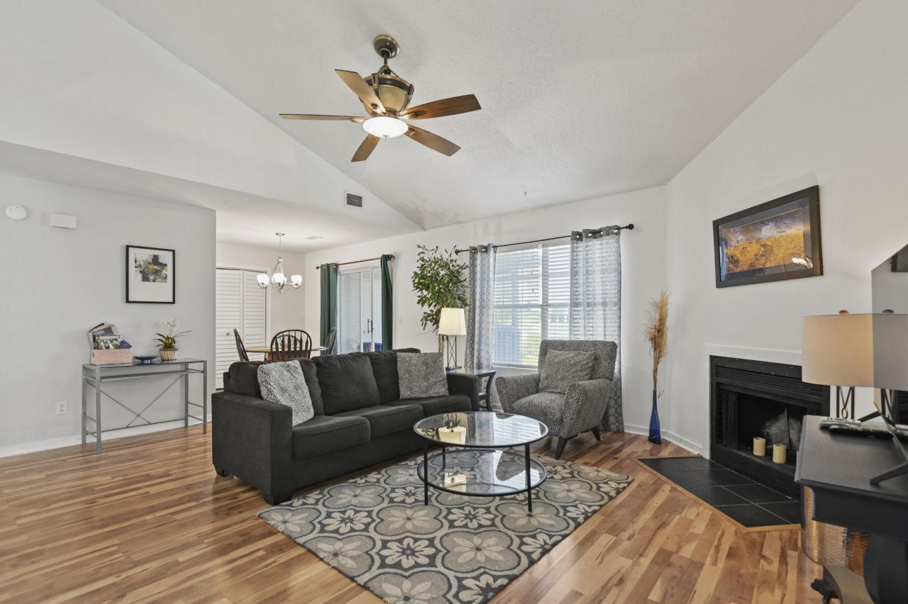 2030 Coldspring Drive Photo 10