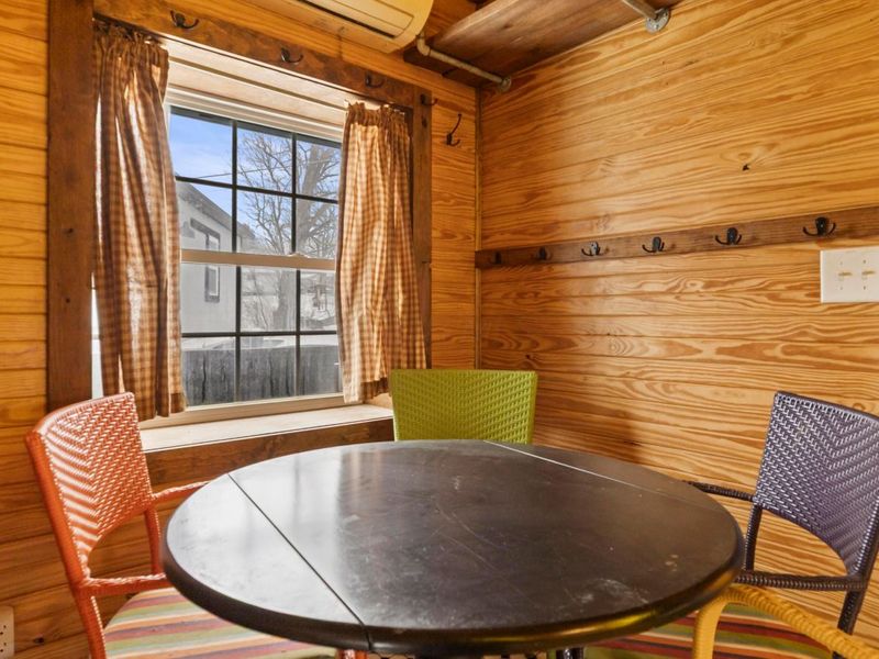 15 Westview Place , Thornville, OH 43076 Photo 2