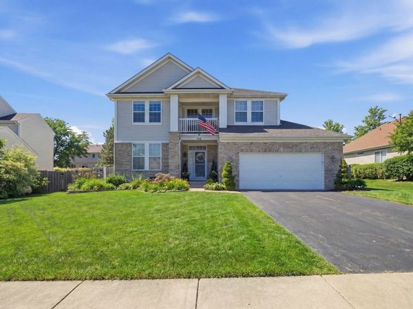 748 N Overlook Trail , Round Lake, IL 60073