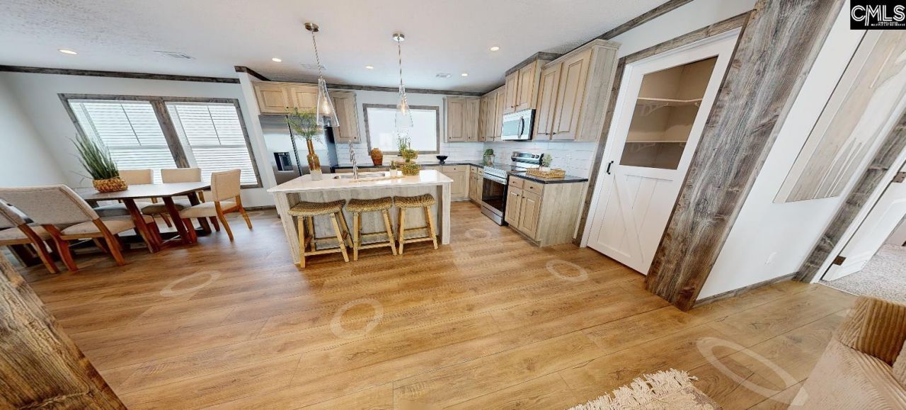 228 Providence Road  Photo 5