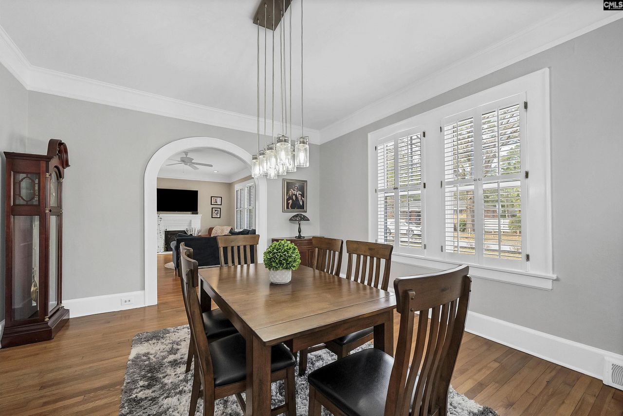 1312 Daly Street  Photo 13