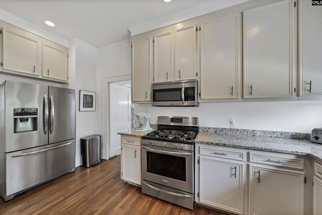 1312 Daly Street  Photo 17