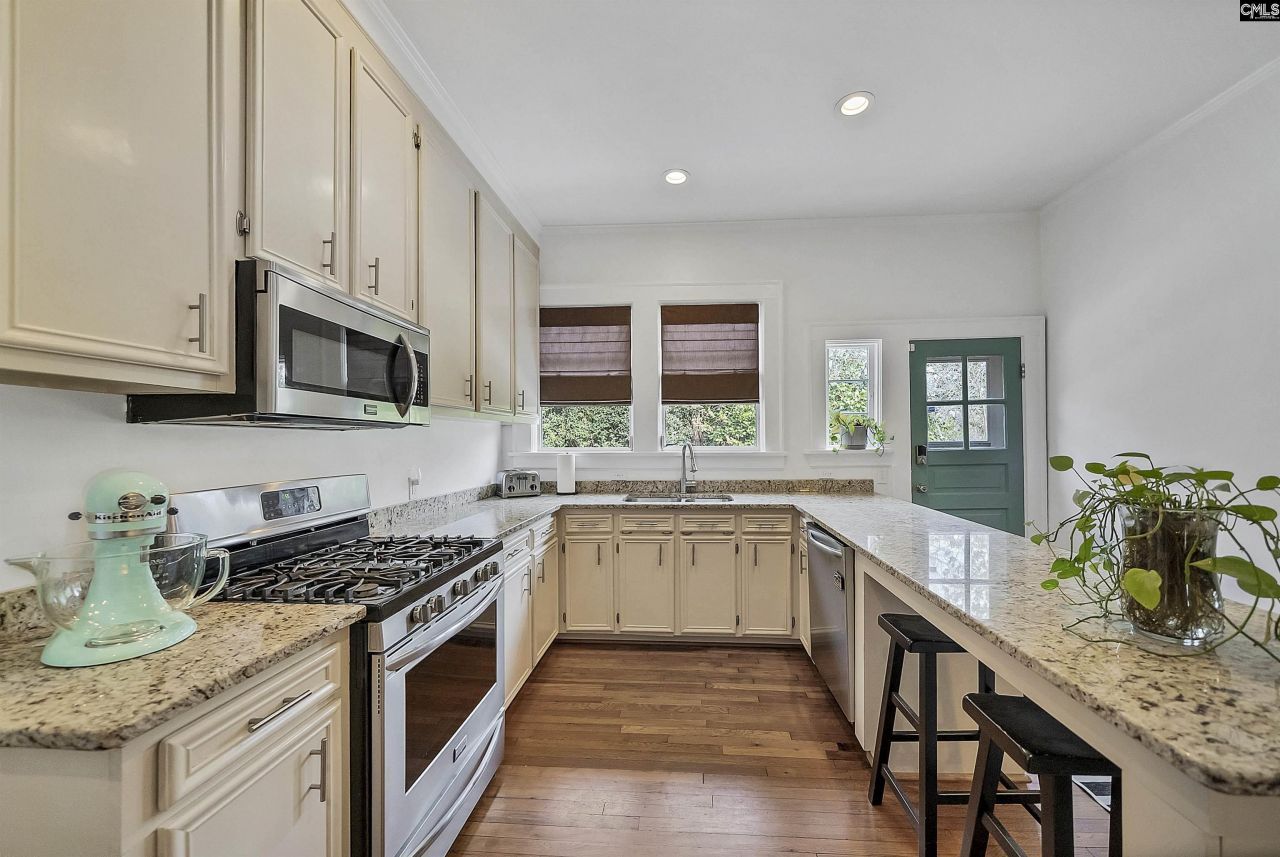 1312 Daly Street  Photo 19