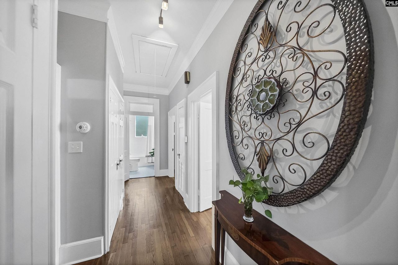 1312 Daly Street  Photo 24