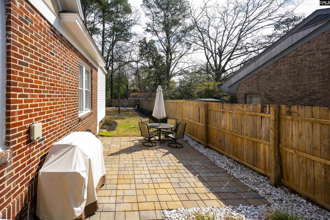 1312 Daly Street  Photo 43