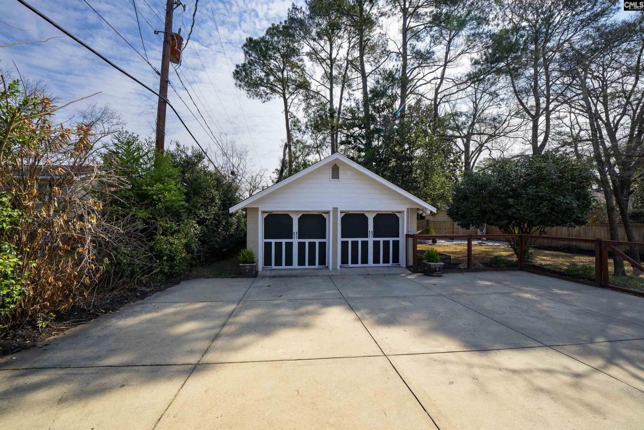 1312 Daly Street  Photo 49