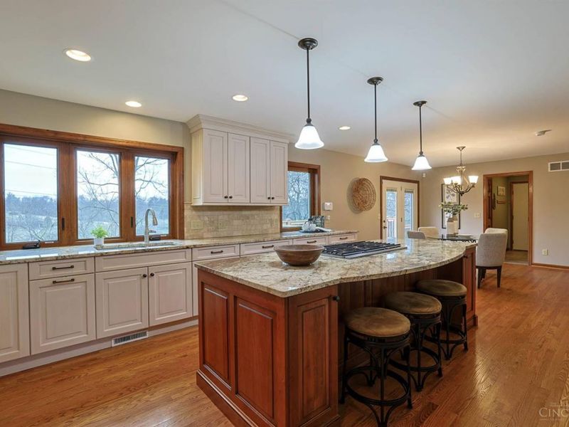 4324 Marcrest Drive, Cincinnati, OH 45211 Photo 17