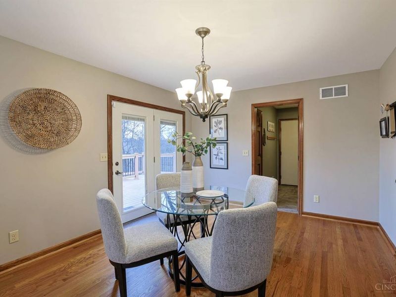 4324 Marcrest Drive, Cincinnati, OH 45211 Photo 18