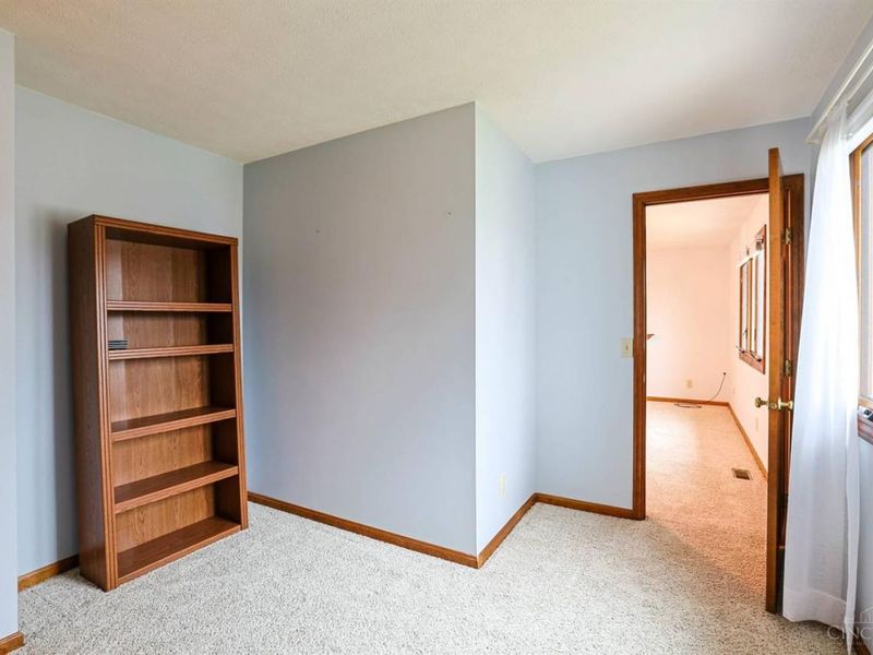 4324 Marcrest Drive, Cincinnati, OH 45211 Photo 29