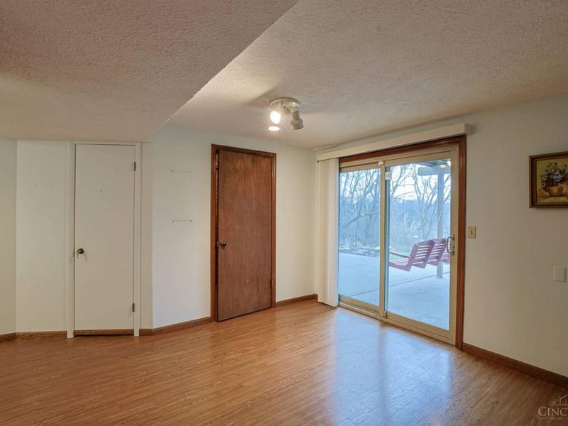 4324 Marcrest Drive, Cincinnati, OH 45211 Photo 30